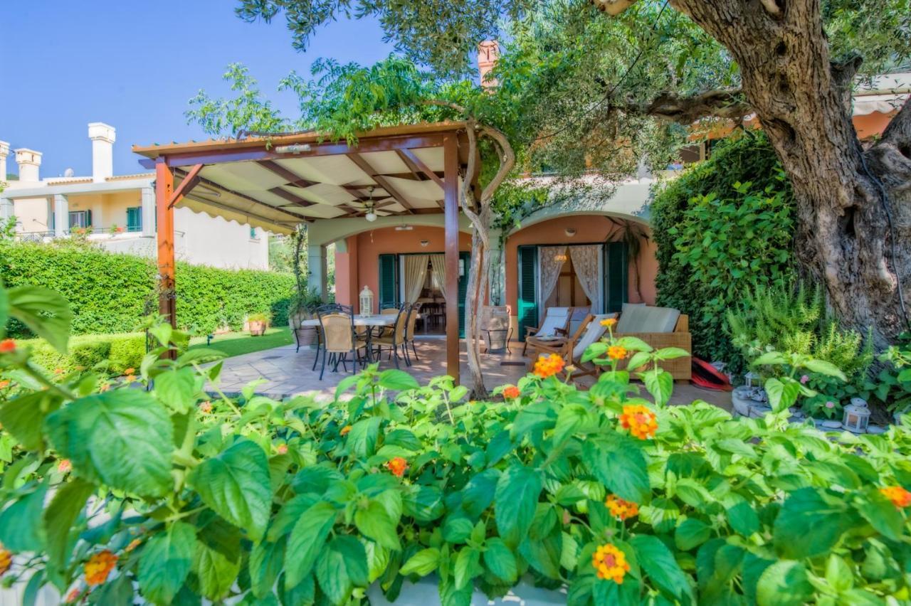 Wave And Sea Holiday Home Барбати Экстерьер фото