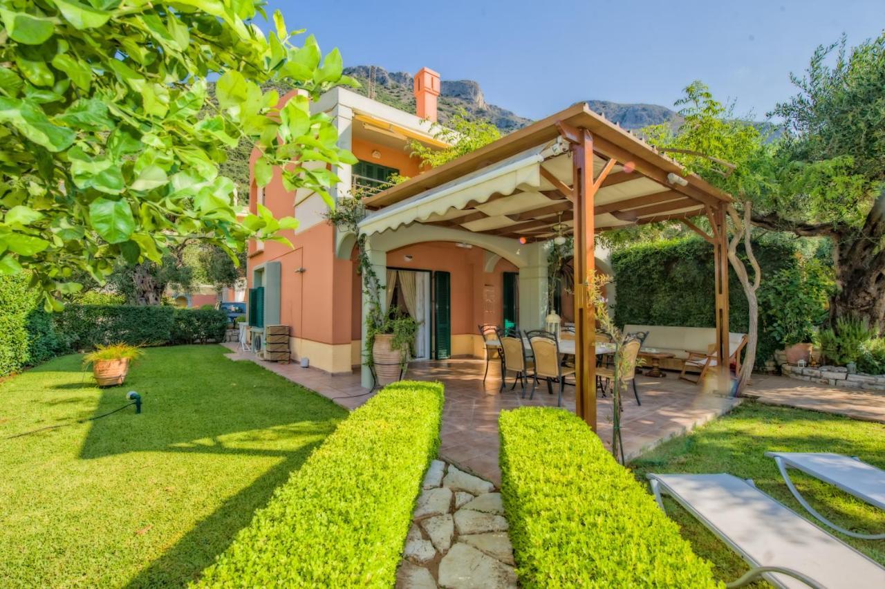 Wave And Sea Holiday Home Барбати Экстерьер фото