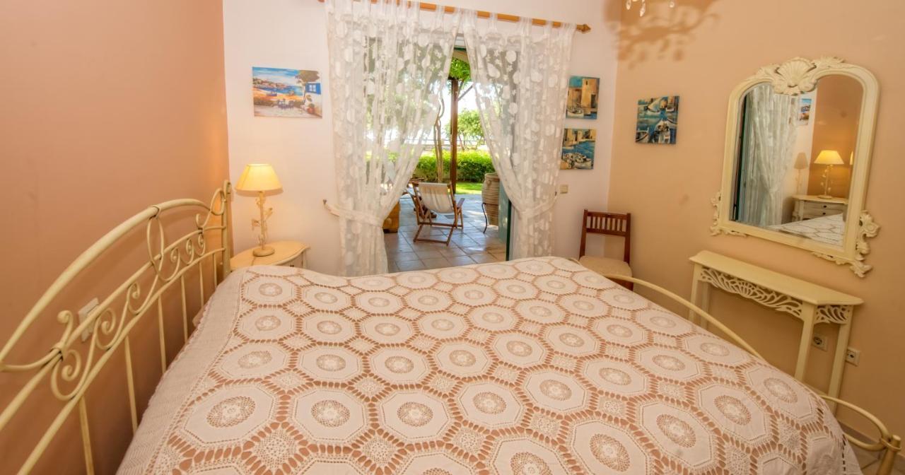 Wave And Sea Holiday Home Барбати Экстерьер фото